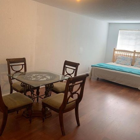 Bedroom Suite In Lauderdale Lakes Townhome Fort Lauderdale Esterno foto