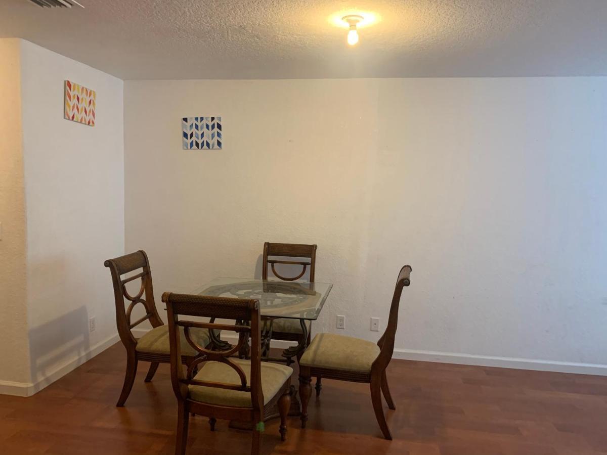 Bedroom Suite In Lauderdale Lakes Townhome Fort Lauderdale Esterno foto