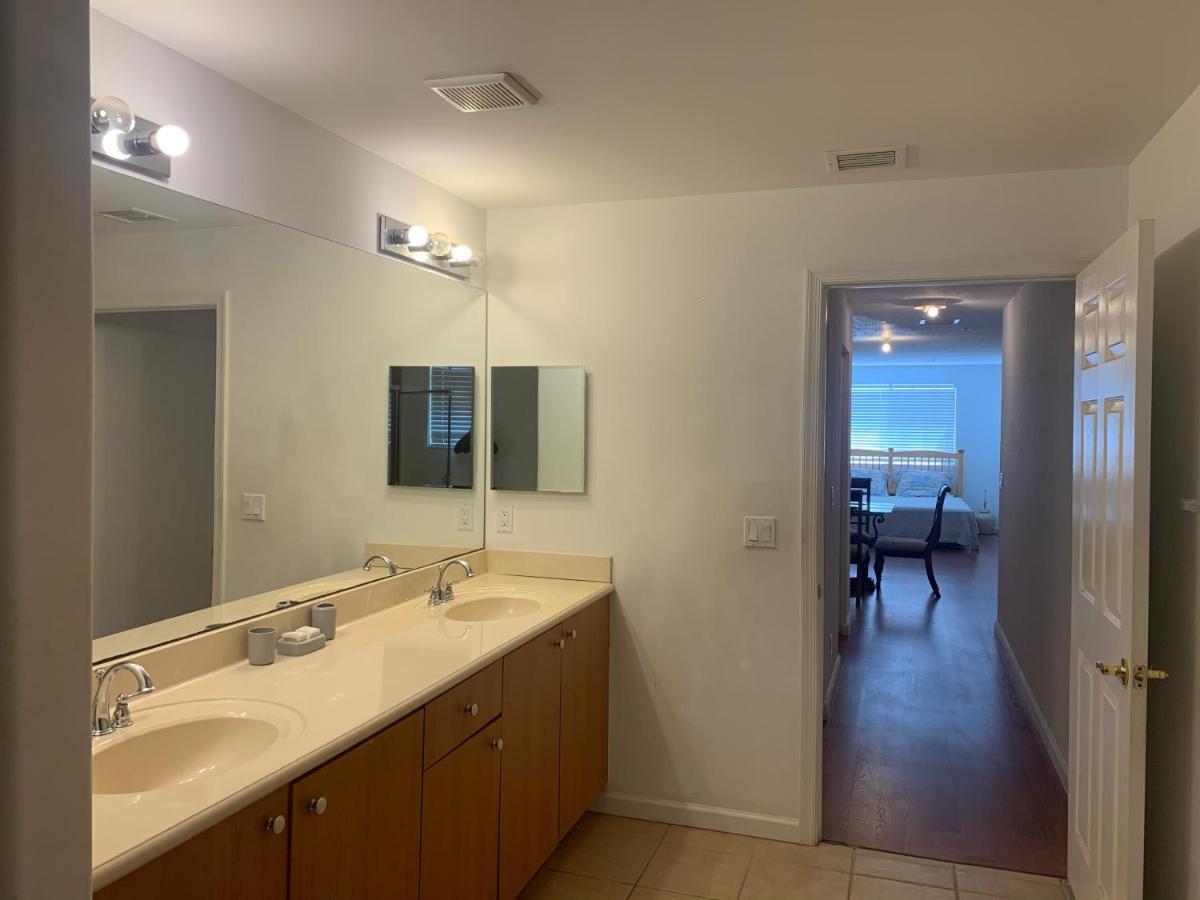 Bedroom Suite In Lauderdale Lakes Townhome Fort Lauderdale Esterno foto