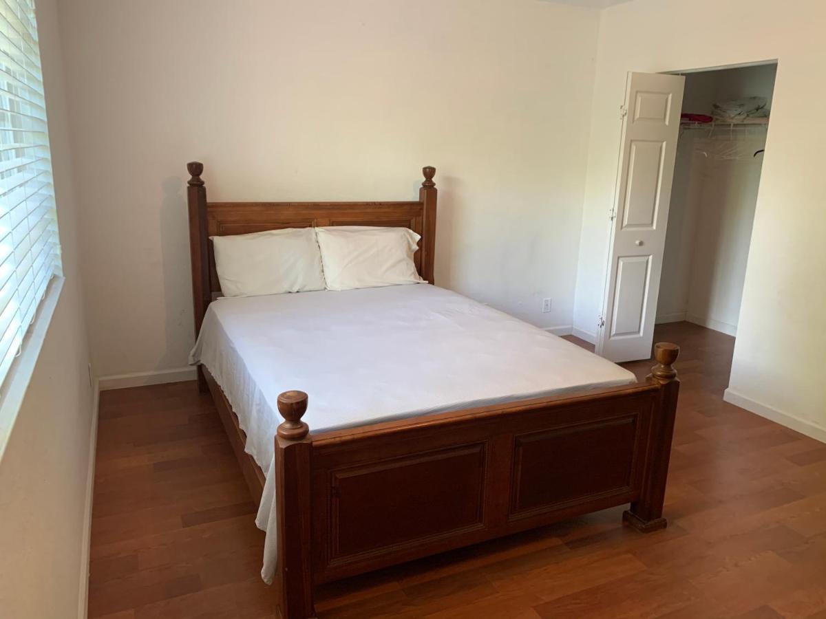 Bedroom Suite In Lauderdale Lakes Townhome Fort Lauderdale Esterno foto