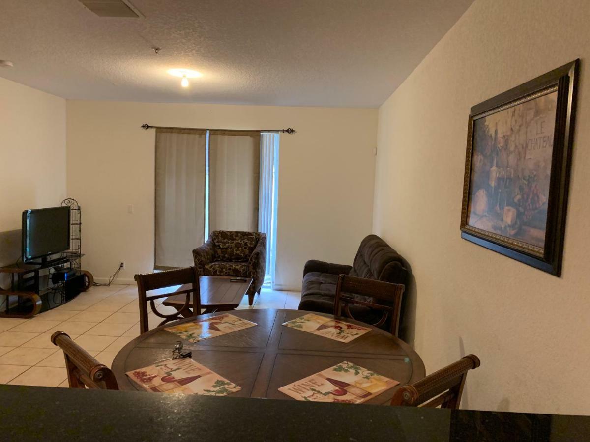 Bedroom Suite In Lauderdale Lakes Townhome Fort Lauderdale Esterno foto